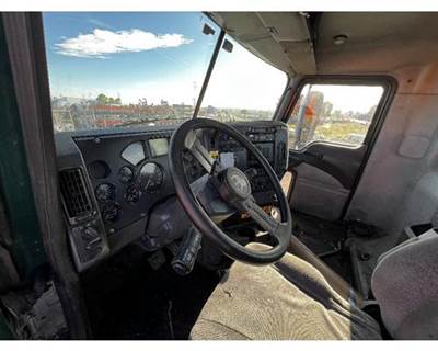 Mack Pinnacle CXU612 Dashboard Assembly for a Mack CXU612