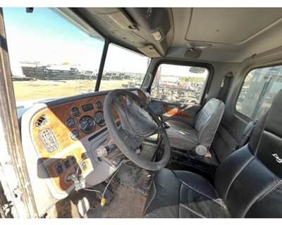 Peterbilt 365 Dashboard Assembly