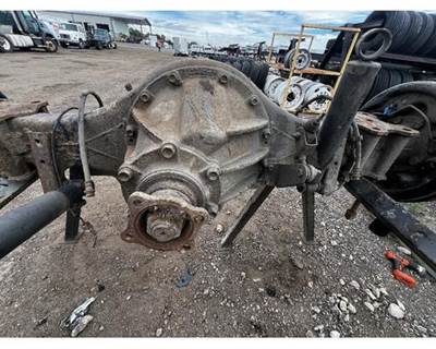 Chevrolet W5500 Rear Differential