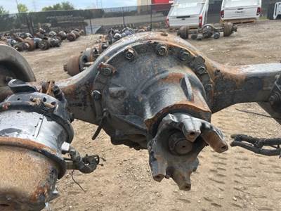 Freightliner M2 106 Rear Differential