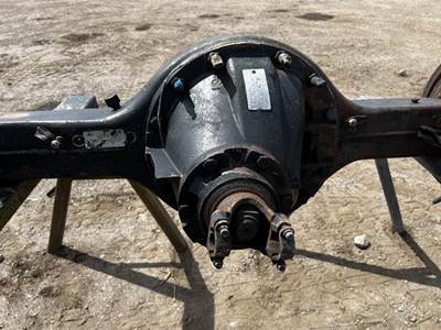 GMC C7500 Rear Differential