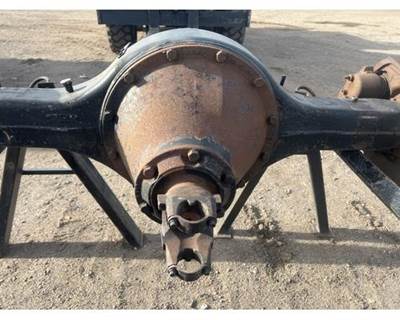 International 4700 Rear Differential