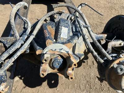 International 7500 Rear Differential