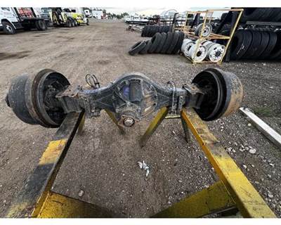 Isuzu NRR Rear Differential