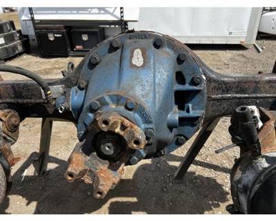 Spicer 337 Rear Differential for a Peterbilt 337