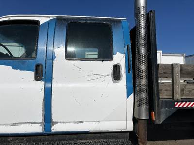 Chevrolet C4500 Left Front Door Assembly
