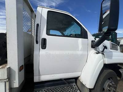 Chevrolet C4500 Right Front Door Assembly