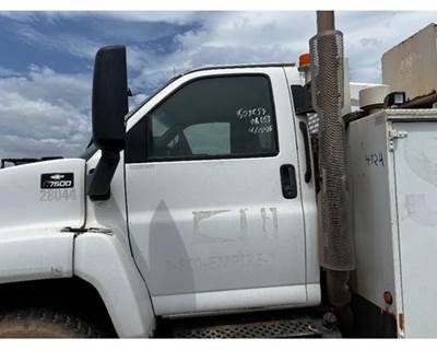 Chevrolet C7500 Left Front Door Assembly