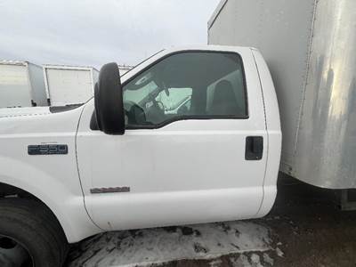 Ford F-550 Left Front Door Assembly for a Ford F550