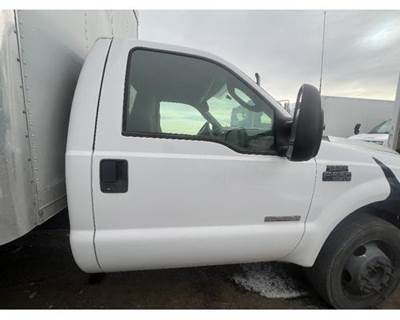 Ford F-550 Right Front Door Assembly for a Ford F550