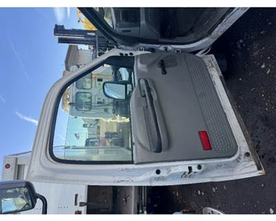 Ford F-550 Front Door Assembly for a Ford F550