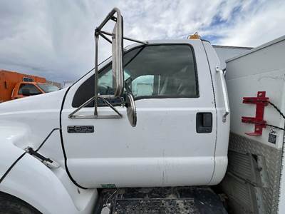 Ford F-650 Left Front Door Assembly for a Ford F650
