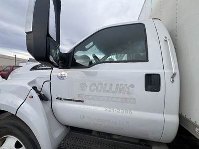 Ford F-650 Left Front Door Assembly for a Ford F650