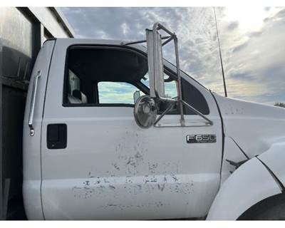 Ford F-650 Right Front Door Assembly for a Ford F650