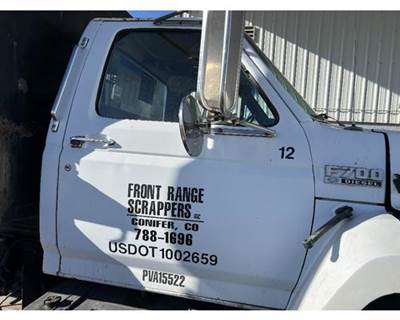 Ford F-700 Right Front Door Assembly for a Ford F700