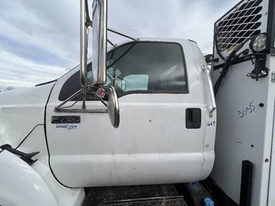 Ford F-750 Left Front Door Assembly for a Ford F750