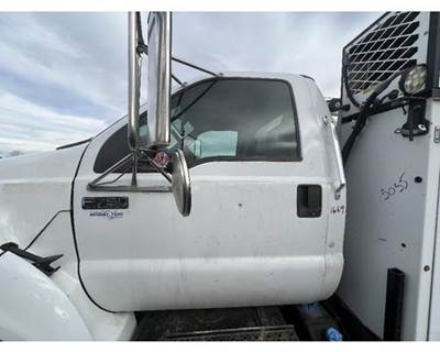 Ford F-750 Left Front Door Assembly for a Ford F750