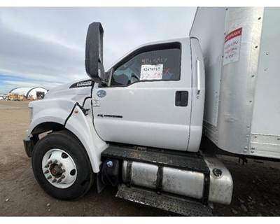 Ford F-750 Left Front Door Assembly for a Ford F750
