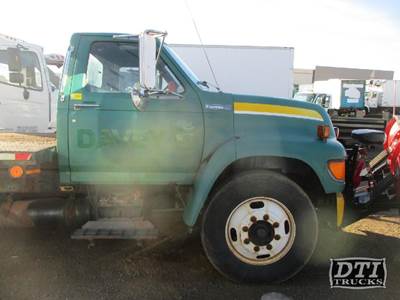 Ford F-800 Right Front Door Assembly for a Ford F800