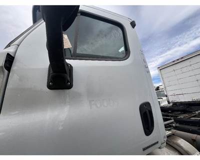 Freightliner Cascadia Left Front Door Assembly
