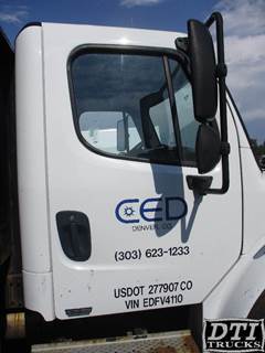 Freightliner M2 112 Right Front Door Assembly