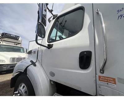 Freightliner M2 112 Right Front Door Assembly