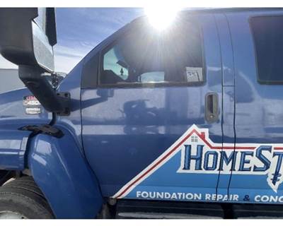 GMC C4 Left Front Door Assembly