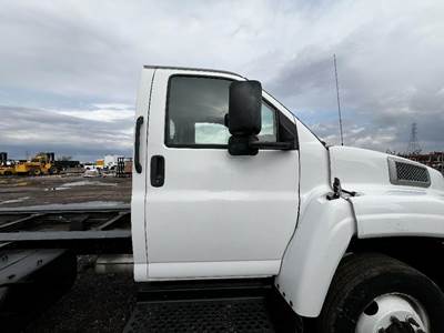 GMC C5500 Right Front Door Assembly