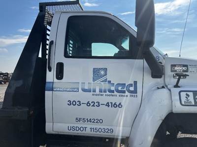 GMC C5500 Right Front Door Assembly