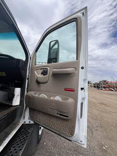 GMC C6500 Right Front Door Assembly