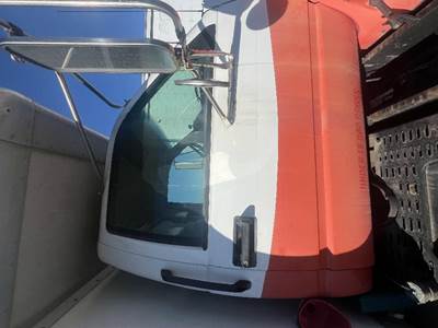 GMC C6500 Right Front Door Assembly