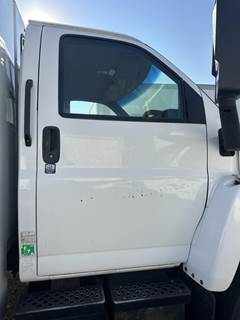GMC C7500 Right Front Door Assembly
