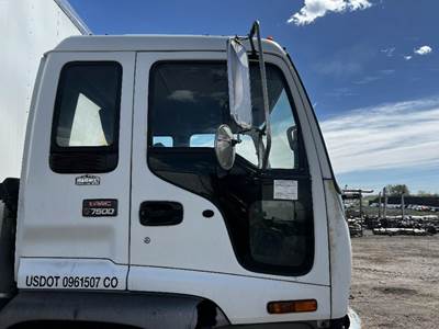 GMC T7 Right Front Door Assembly