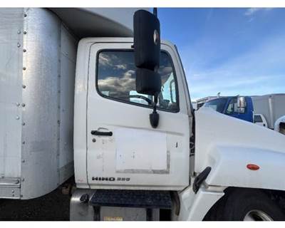 Hino 238 Right Front Door Assembly