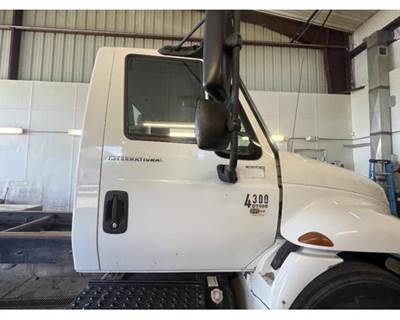 International 4300 Right Front Door Assembly