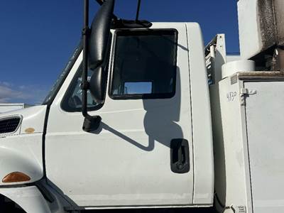 International 4400 Left Front Door Assembly