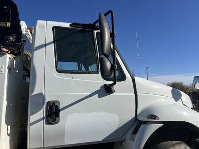 International 4400 Right Front Door Assembly