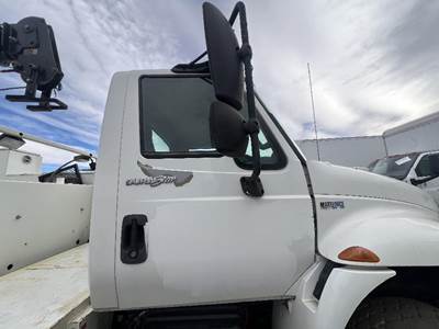 International 4400 Right Front Door Assembly