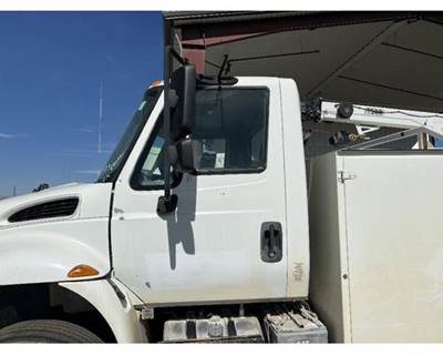 International 4400 Left Front Door Assembly