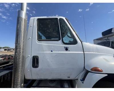 International 4400 Right Front Door Assembly
