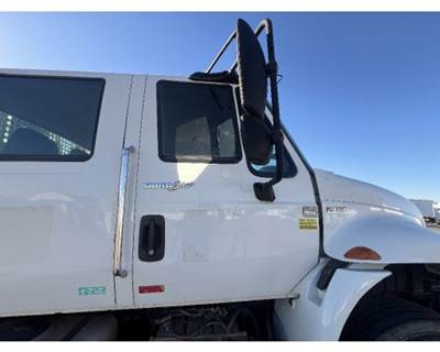 International 4400 Right Front Door Assembly