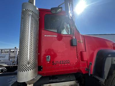 International Paystar 5500i Right Front Door Assembly for a International 5500I