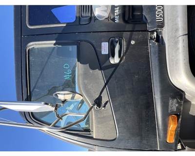 Isuzu FTR Left Front Door Assembly