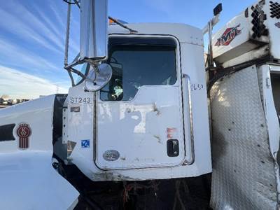 Kenworth T270 Left Front Door Assembly