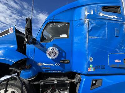Kenworth T680 Left Front Door Assembly