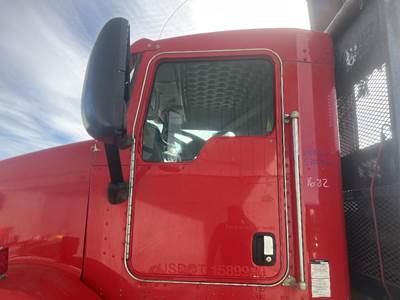 Kenworth T800 Left Front Door Assembly