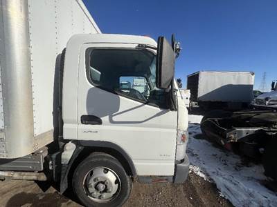 Mitsubishi Fuso FE180 Right Front Door Assembly