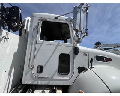 Peterbilt 337 Right Front Door Assembly