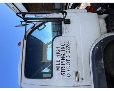 UD UD1800 Right Front Door Assembly for a Ud Truck UD1800