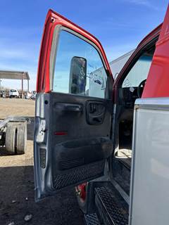 Chevrolet C6500 Front Door Glass